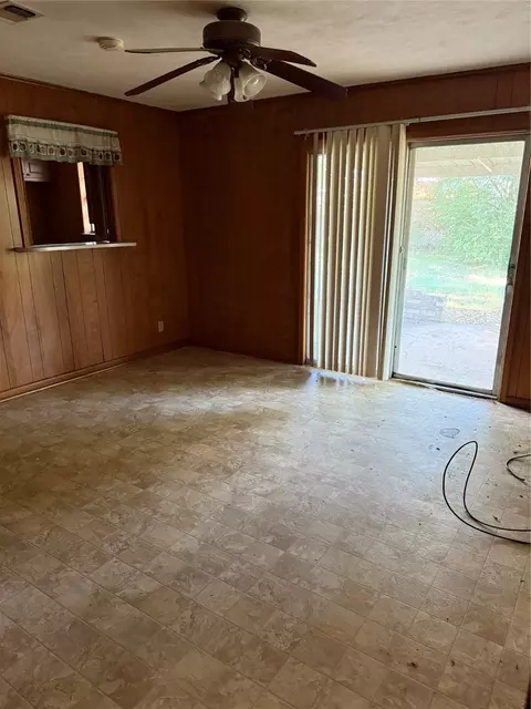 2995 Carson Ln, Paris, TX 75460 photo 6
