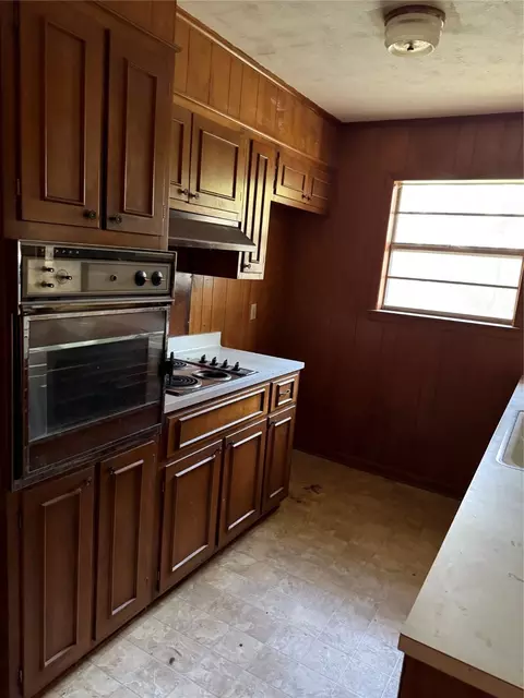 2995 Carson Ln, Paris, TX 75460 photo 5