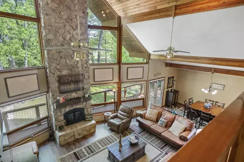 156 Spring Lake Knl, Holly Lake Ranch, TX 75765