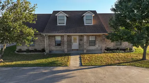 795 Beach Rd, Bowie, TX 76230