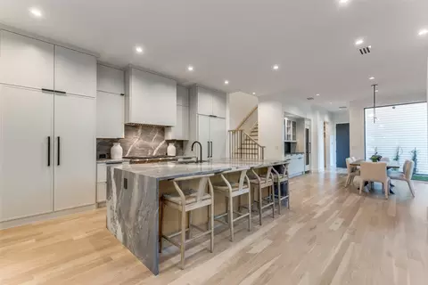 4214 Hawthorne Ave, Dallas, TX 75219