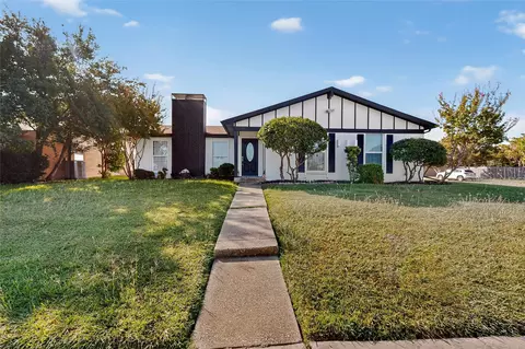 2700 Winding Creek Dr, Carrollton, TX 75007