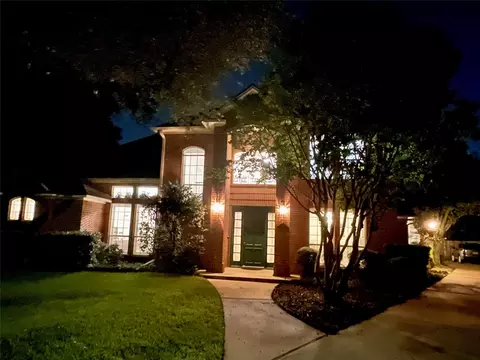 6907 Marina Shores Ct, Arlington, TX 76016