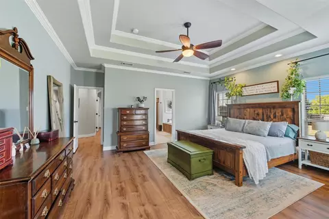 100 Overton Ridge Cir, Weatherford, TX 76088
