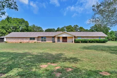 Exterior - 203 River Ln, Waco, TX 76708 photo 1 of 5