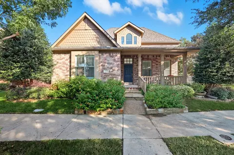 8621 Beetle Nut Ln, North Richland Hills, TX 76180