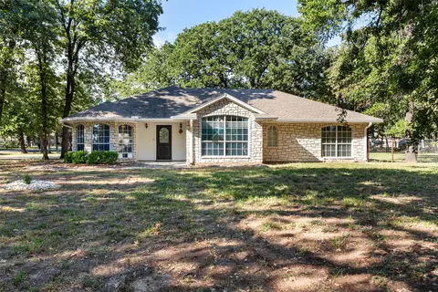 6912 Stewarts Oaks Ct, Granbury, TX 76049