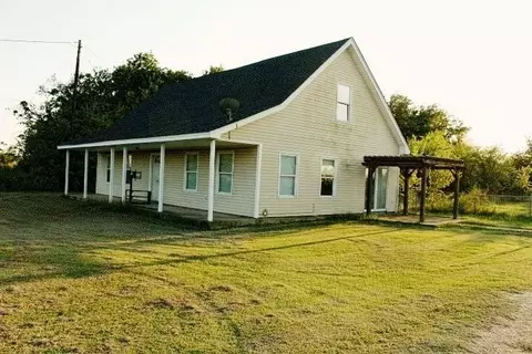 13507 Plain Ln, Kemp, TX 75143