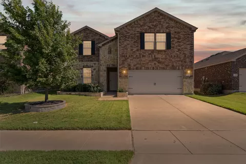 2216 Perrymead Dr, Forney, TX 75126
