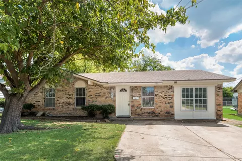 1432 Virgie Joe Dr, Mesquite, TX 75149
