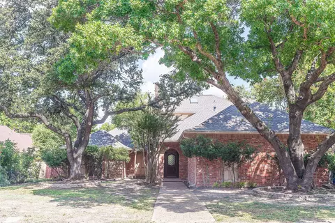 10019 Woodlake Dr, Dallas, TX 75243