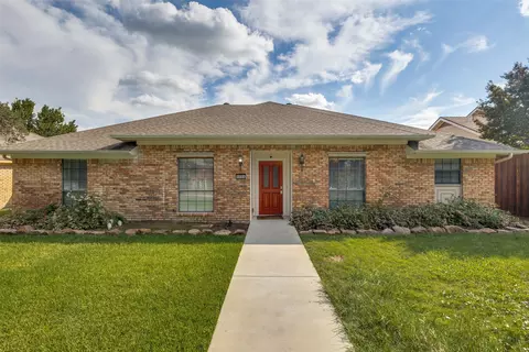 6604 Gretchen Ln, Dallas, TX 75252