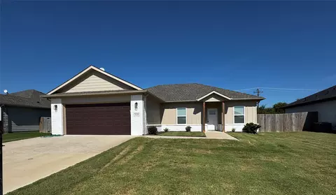 3820 Skylane Ave, Corsicana, TX 75110