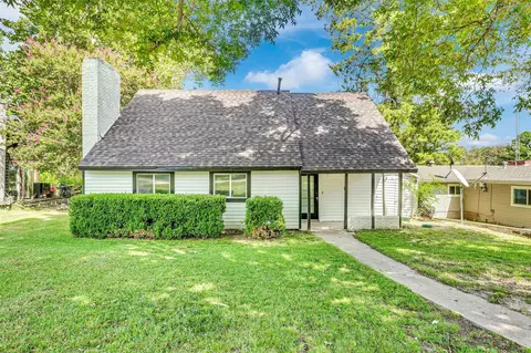 10525 Post Oak Bnd, Wills Point, TX 75169