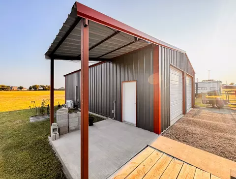 350 Summerfield Ct E, Springtown, TX 76082