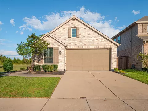 3960 Chesapeake Ln, Forney, TX 75126