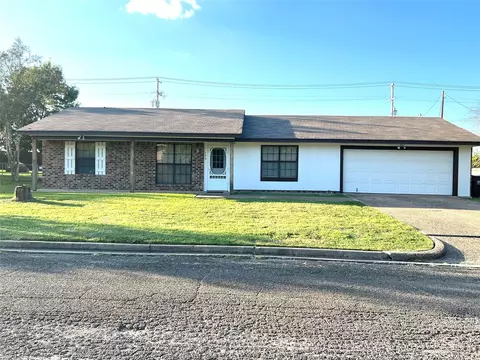 130 Thompson Cir, Lorena, TX 76655 photo 1