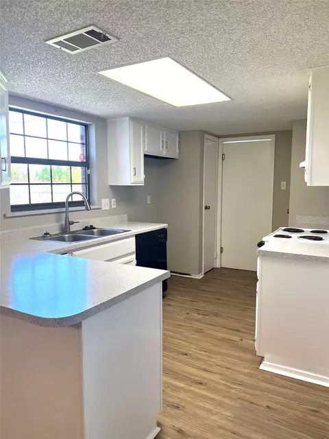 Kitchen - 130 Thompson Cir, Lorena, TX 76655 photo 2 of 3