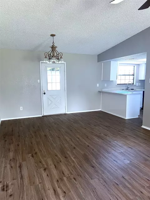 130 Thompson Cir, Lorena, TX 76655 photo 9