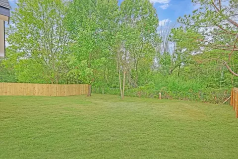 Exterior - 111 N Oak St, Ector, TX 75439 photo 5 of 6