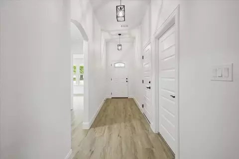Entry Way - 111 N Oak St, Ector, TX 75439 photo 2 of 2
