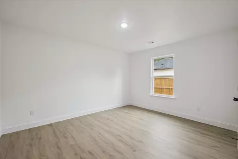 Other - 111 N Oak St, Ector, TX 75439 photo 2 of 7
