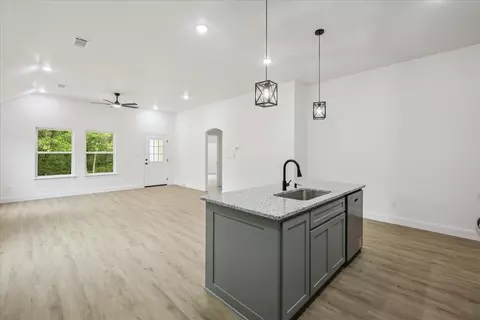 Living - 111 N Oak St, Ector, TX 75439 photo 7 of 11