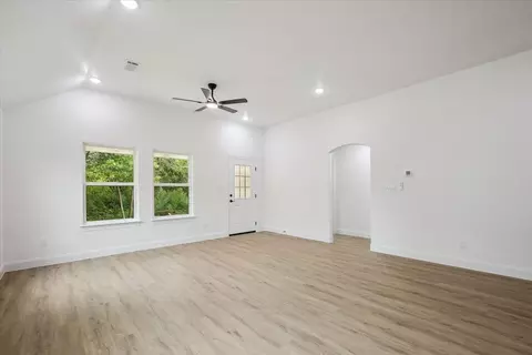 Living - 111 N Oak St, Ector, TX 75439 photo 9 of 11