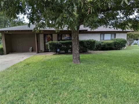 4205 Church Dr, Lake Worth, TX 76135