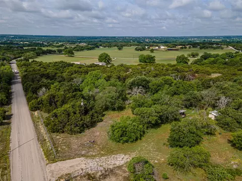 2405 Upper Denton Rd, Weatherford, TX 76085