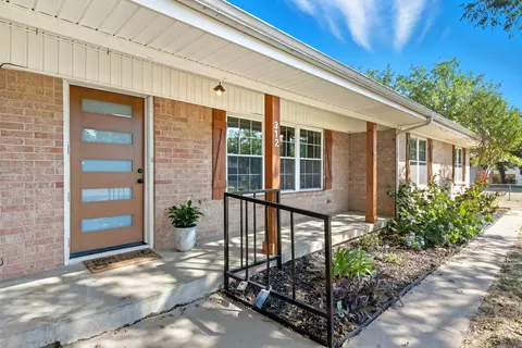 312 W 5th St, Springtown, TX 76082