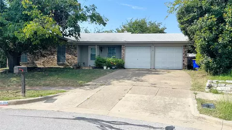 5650 Cornwallis Ct, Watauga, TX 76148