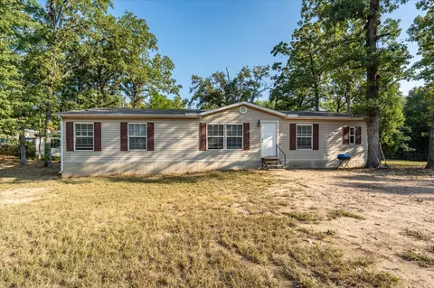 13902 E Travis Ln, Log Cabin, TX 75148