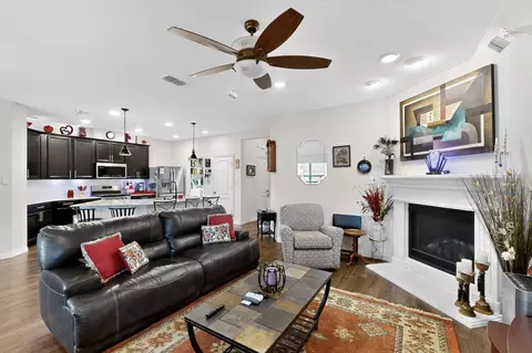 616 Fossil Creek Dr, Little Elm, TX 75068