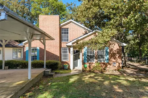 517 Shore Line Dr, Tool, TX 75143