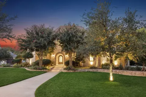 2212 Still Water Ct, Southlake, TX 76092