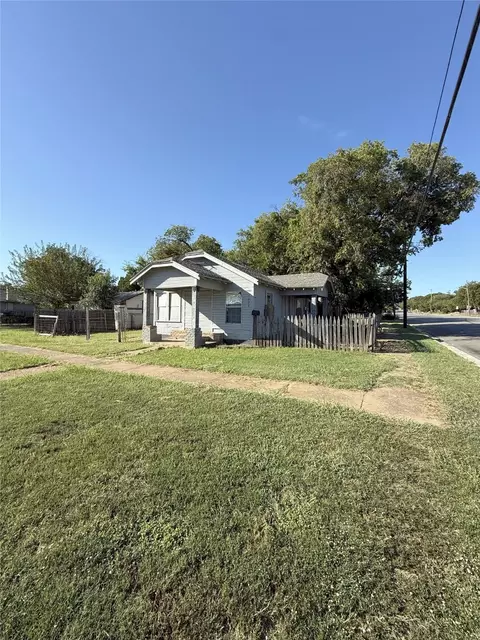 1323 Gould Ave, Fort Worth, TX 76164