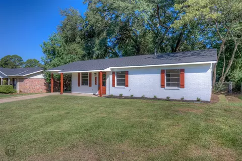 2868 Lynda Ln, Shreveport, LA 71118