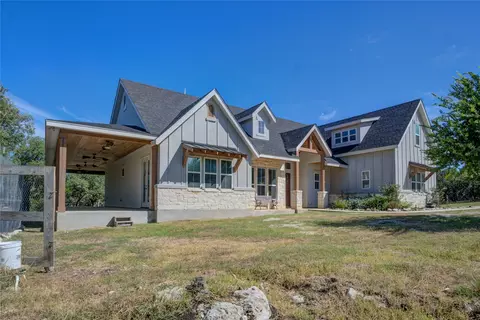 342 County Road 368 Rd, Mico, TX 78056