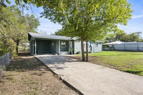 1405 SE 8 12 St, Mineral Wells, TX 76067