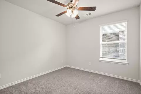 Bedroom - 1507 Romans Rd, Ennis, TX 75119 photo 6 of 6