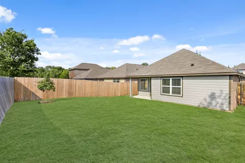 Exterior - 1507 Romans Rd, Ennis, TX 75119 photo 2 of 2