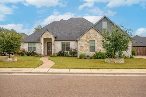 828 Day Star Dr, Hewitt, TX 76643