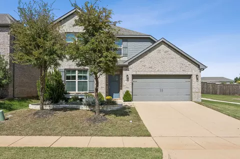148 Ginger Ln, Hickory Creek, TX 75065