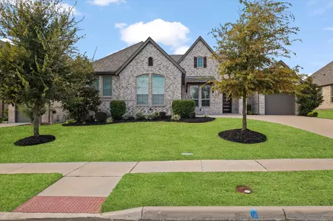 813 Burgess Ln, Murphy, TX 75094
