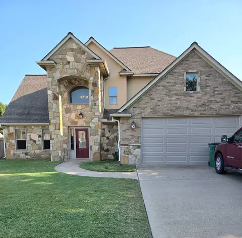 1118 Elk Ridge Dr, Stephenville, TX 76401
