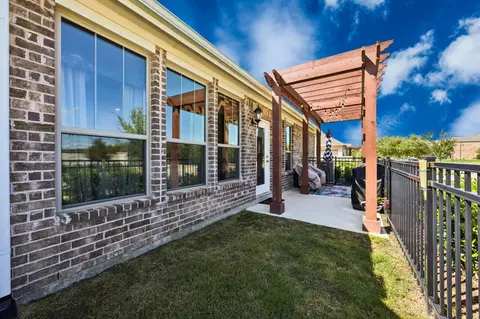 1041 4th St, Argyle, TX 76226 photo 30