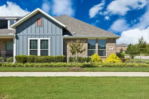 1041 4th St, Argyle, TX 76226 photo 4