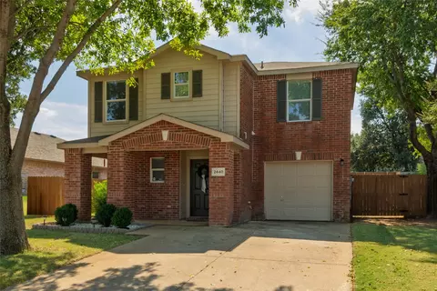 2440 Tan Oak Dr, Dallas, TX 75212