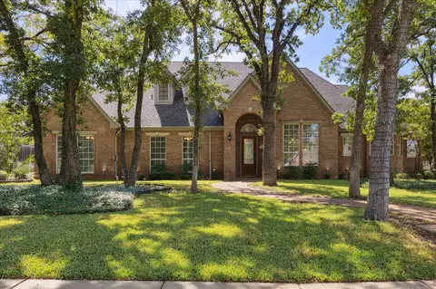 1008 Ohio Ct, Kennedale, TX 76060